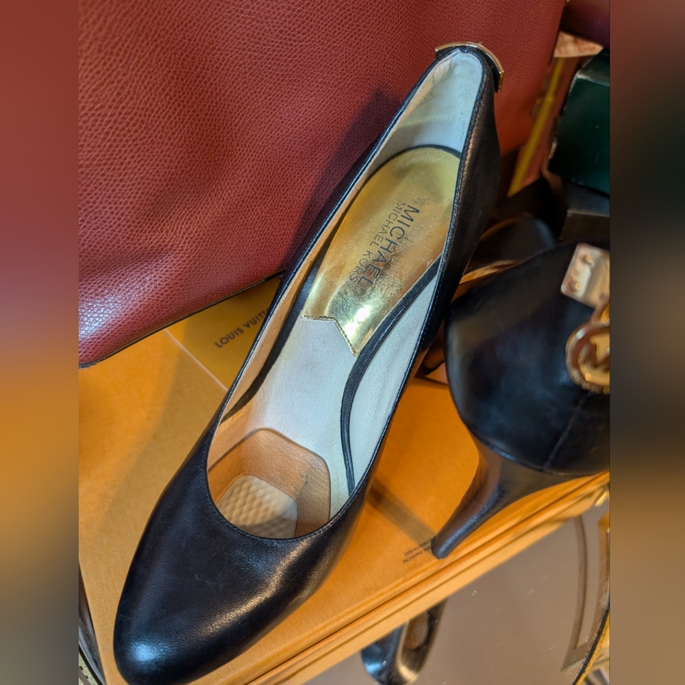 Michael Kors Black Women's Stilettos - Picture 9 of 10